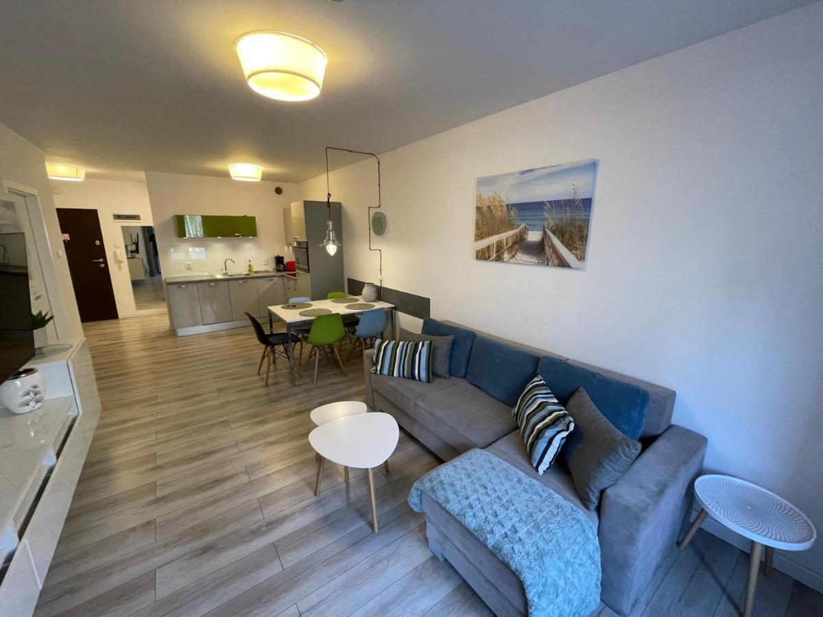 Polanki Z Podgrzewanym Basenem Apartment Kolobrzeg